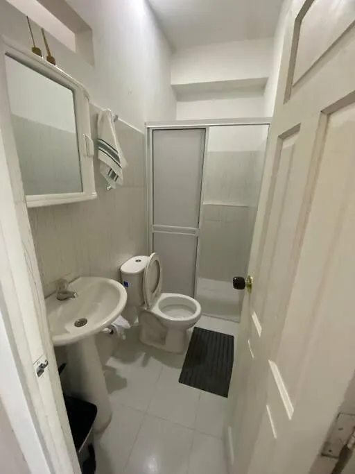 Apartamento Comodo Y Central En Cali En El Barrio Miraflores 201 Apartment